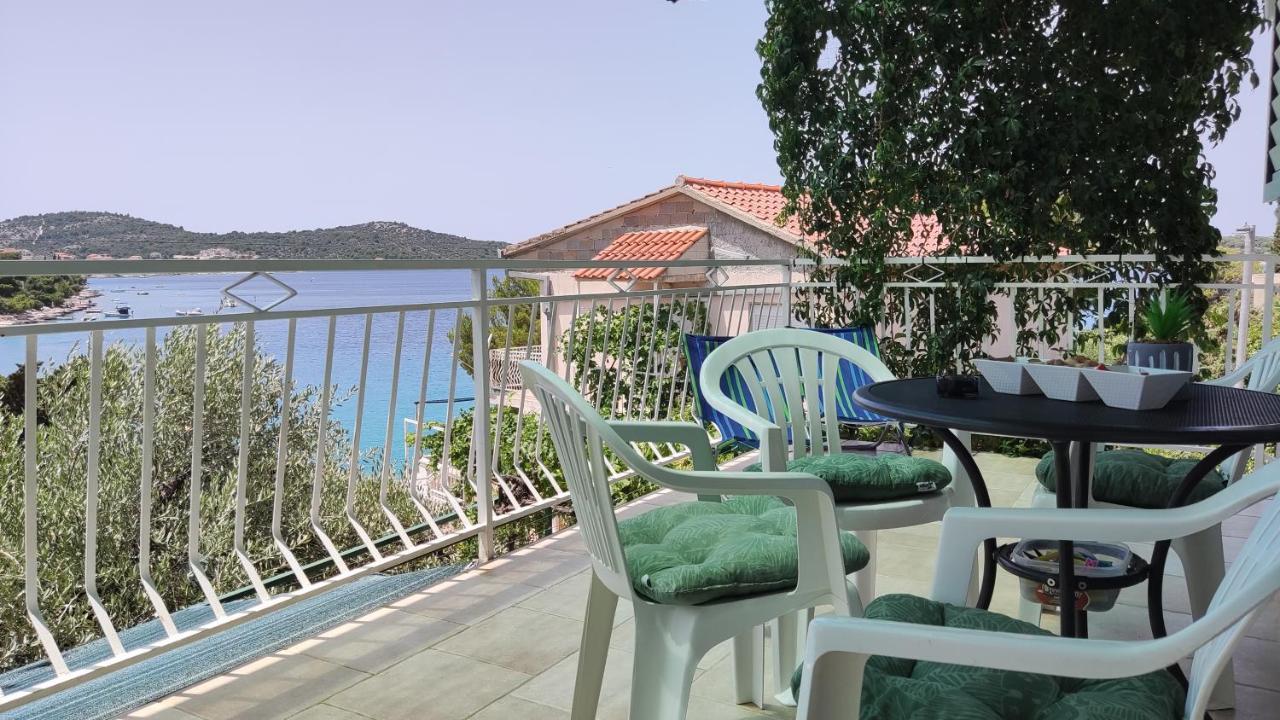 Rogoznica Seafront Apartment - Kalebova Luka Bagian luar foto