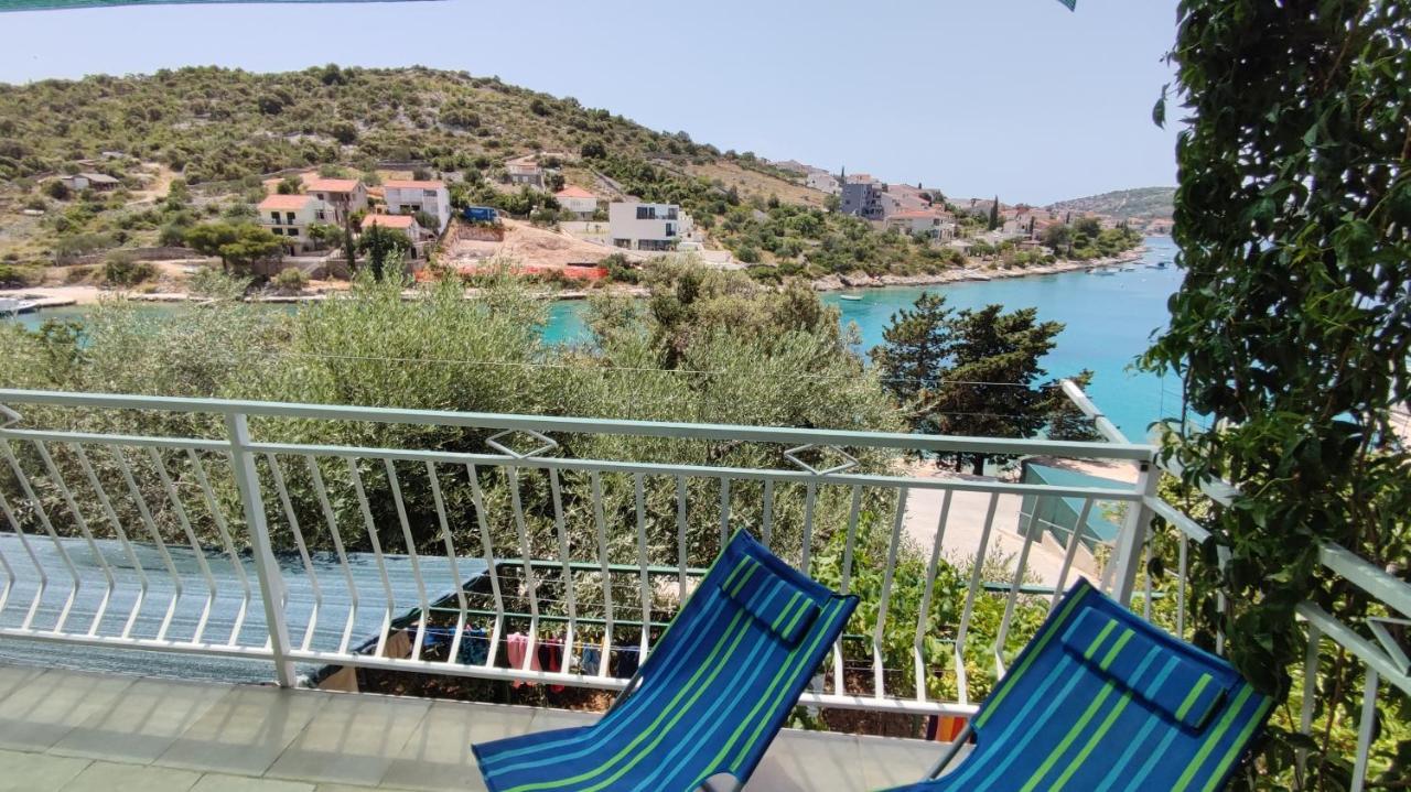 Rogoznica Seafront Apartment - Kalebova Luka Bagian luar foto